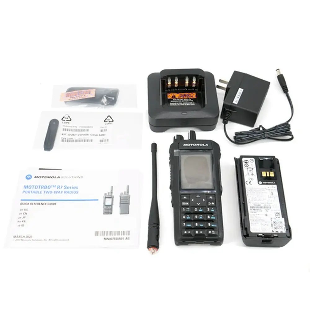 Motorola R7 walkie talkie (7).webp